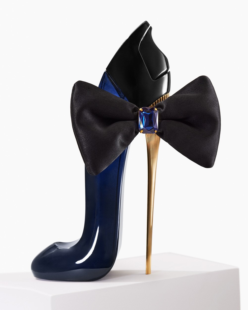Carolina Herrera Good Girl Bow - Shop Home Fragrance incelemesi ve fiyatı
