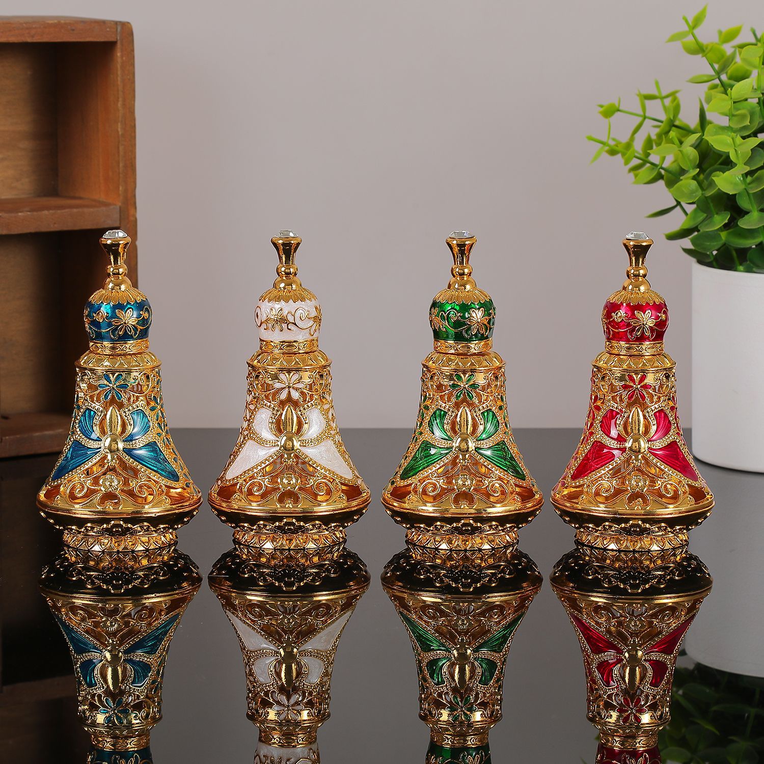 Koku ve Parfüm Şişeleri, Metal - Home Fragrance Dubai incelemesi ve fiyatı